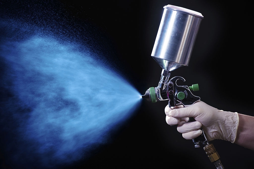 Airless Spray Painting SkyLine Metal Sand Cleaning